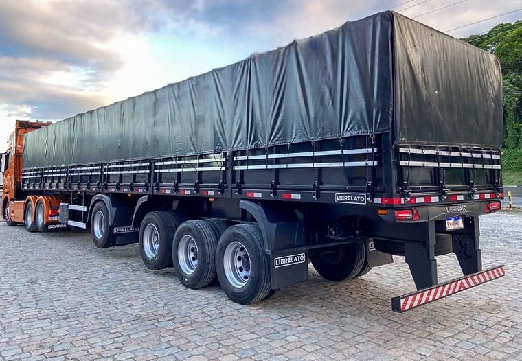 Caminhão Grade Baixa